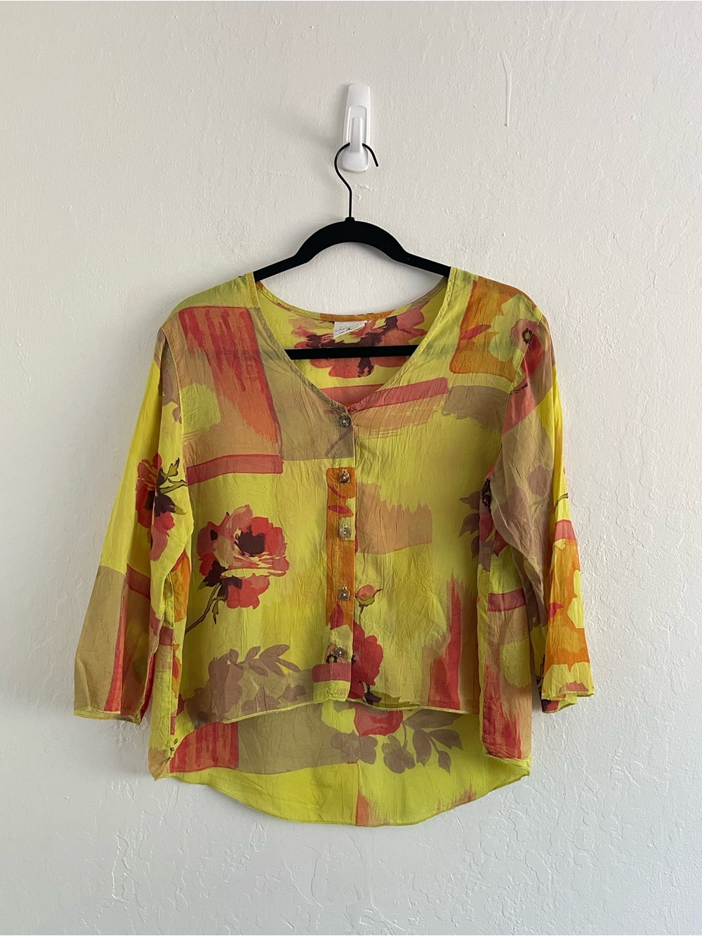 Vintage Click Cupro Floral Button Up Blouse Made in the US Womens Size Small
